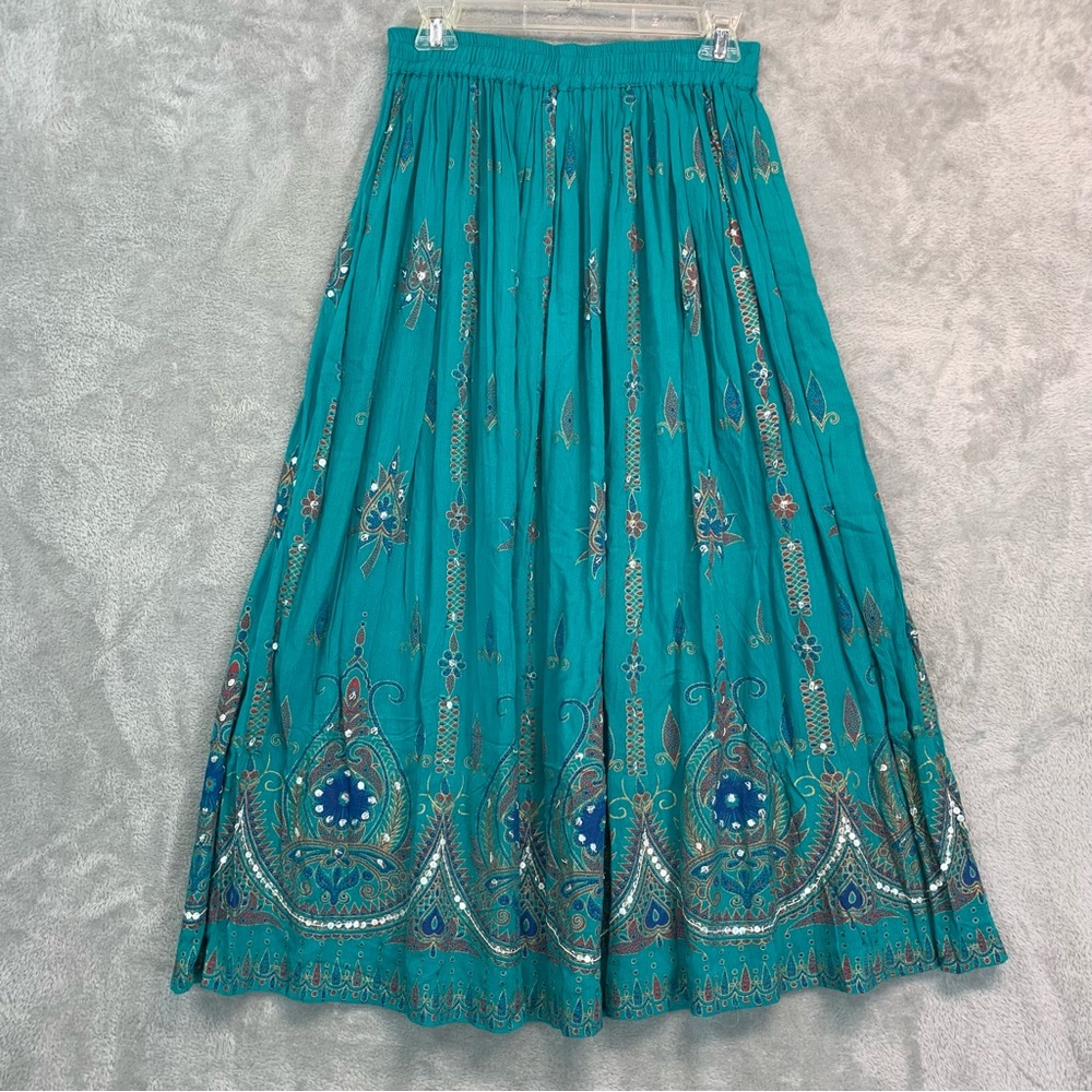 NWOT Bohemian Crinkled Green Embroidered Maxi Skirt Size M